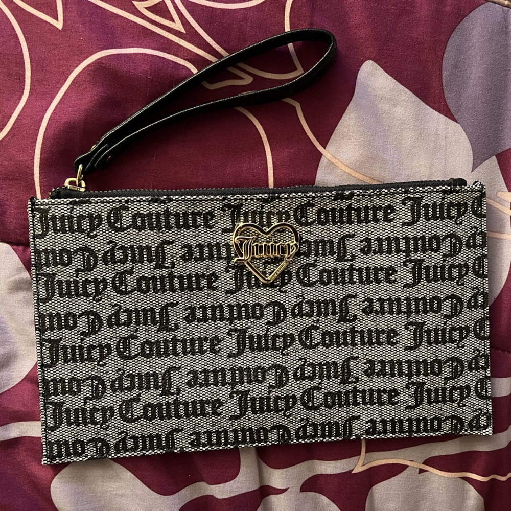Juicy Couture wristlet